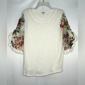 Umgee Floral Embroidered Sheer Ruffle
Bell Flutter Sleeve Top Bohemian‎ Sz S